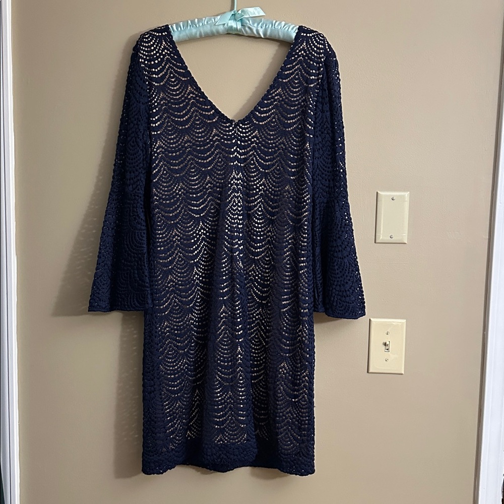 Elegant Navy Lace Dress - Picture 4 of 6
